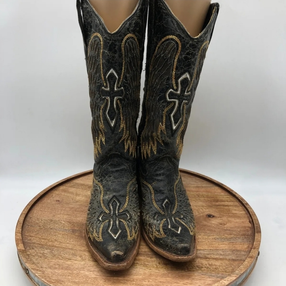 NEW IN BOX Corral Black Leather Wings Cross Snip Toe Cowboy Boots Women 8.5